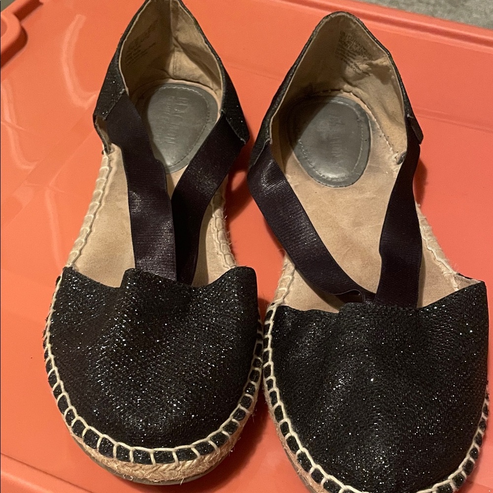 Kenneth Cole Reaction Black Espadrille Flats